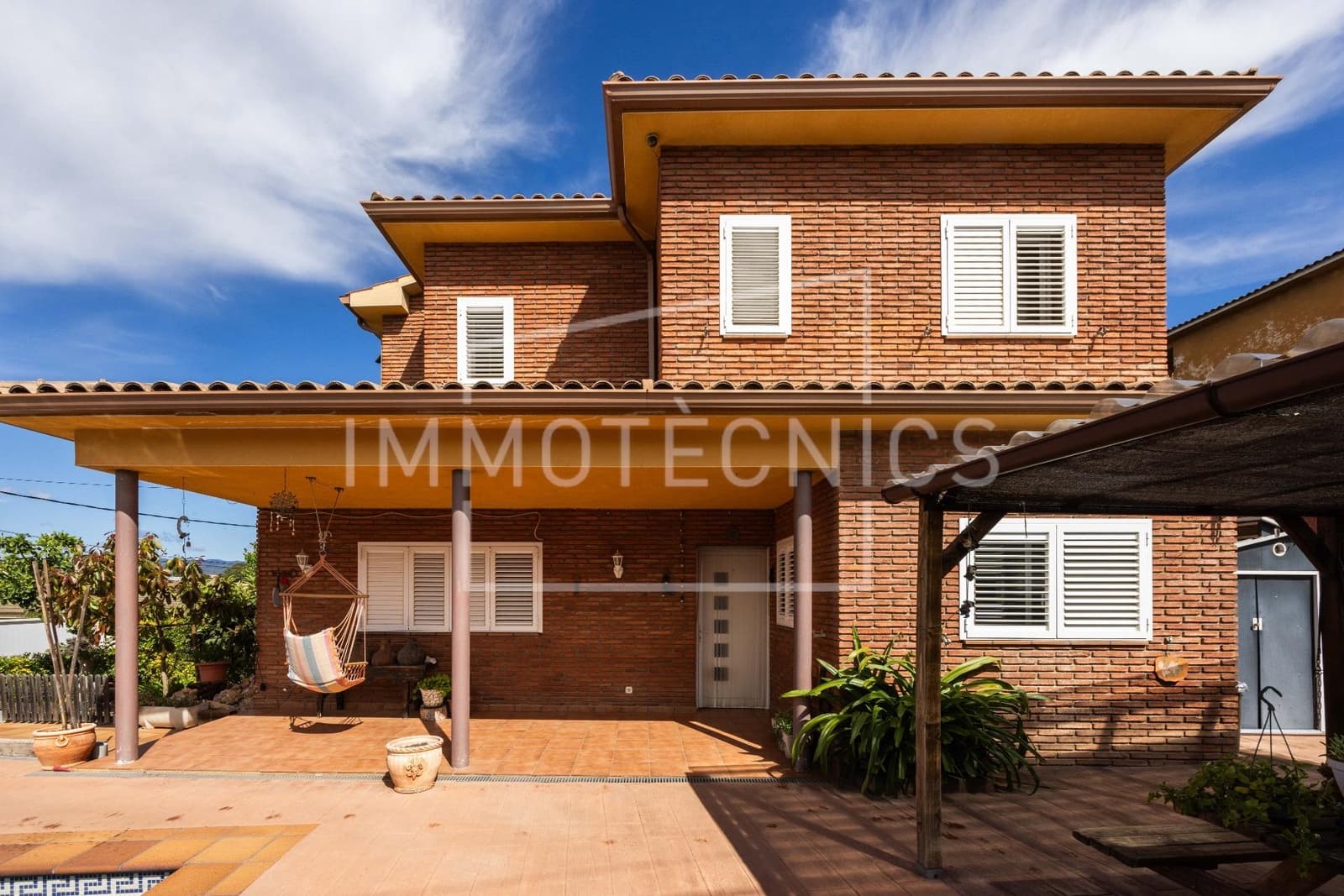 4 slaapkamer Villa te koop in Llica d'Amunt met zwembad garage - € 450.000 (Ref: 9829342)