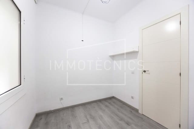 Piso de 3 habitaciones en La Salut, Barcelona ciudad en venta - 398.000 € (Ref: 9851895)