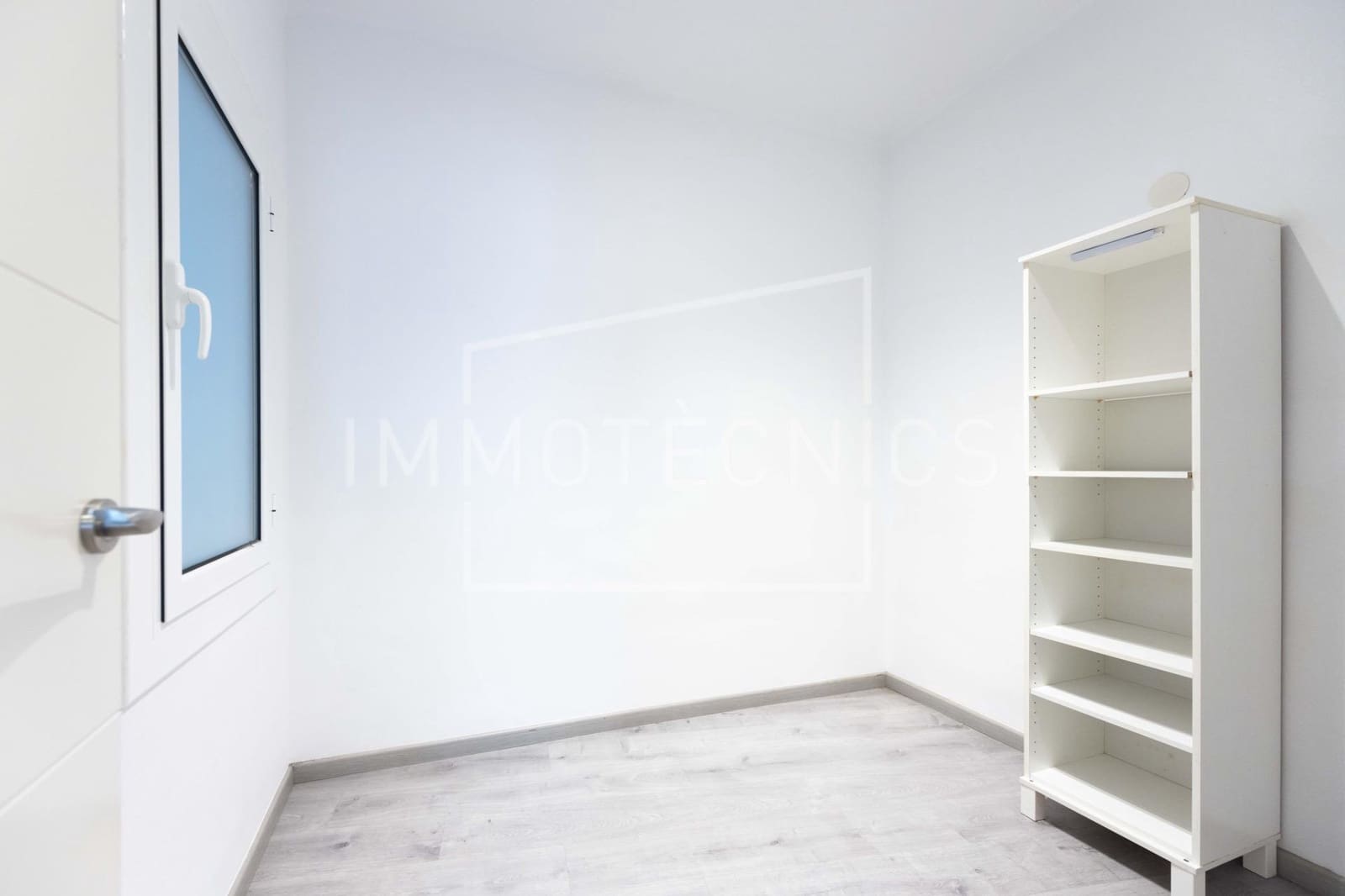 Piso de 3 habitaciones en Barcelona ciudad en venta - 398.000 € (Ref: 9851895)