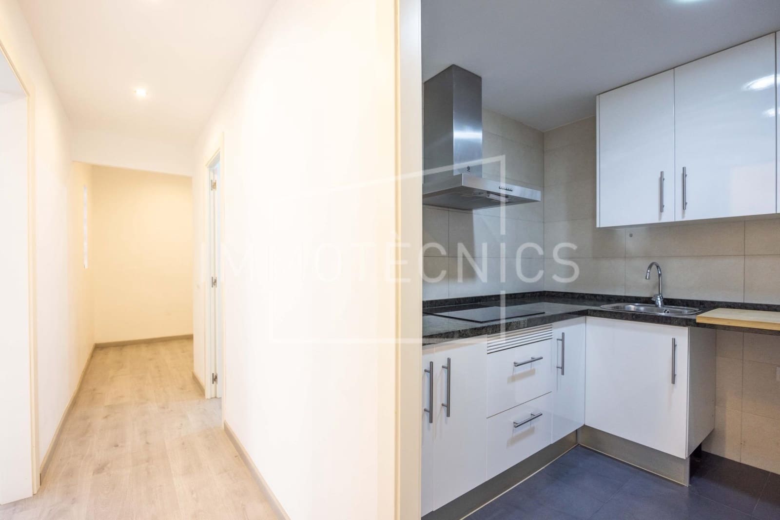 Piso de 3 habitaciones en Barcelona ciudad en venta - 398.000 € (Ref: 9851895)