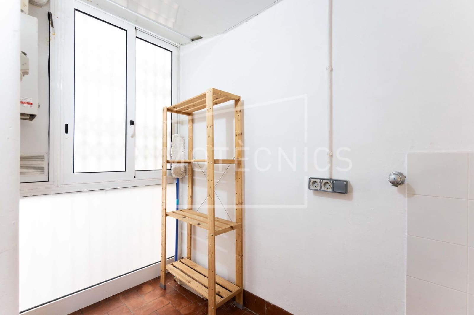 3 bedroom Flat for sale in Barcelona city - € 398,000 (Ref: 9851895)