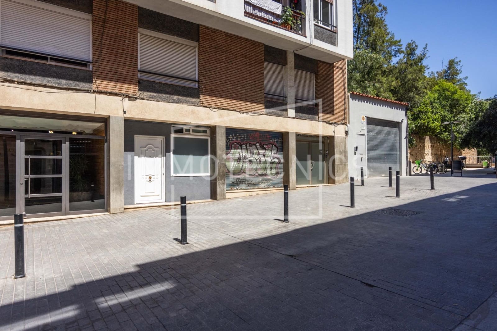 3 bedroom Flat for sale in Barcelona city - € 398,000 (Ref: 9851895)