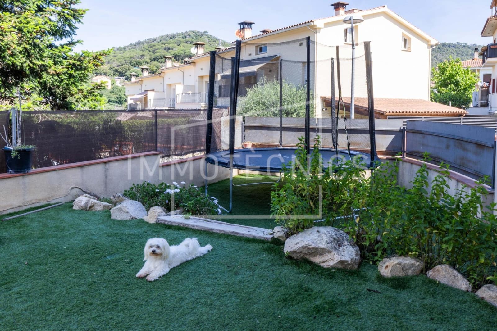 6 bedroom Villa for sale in Dosrius with garage - € 495,000 (Ref: 9865344)