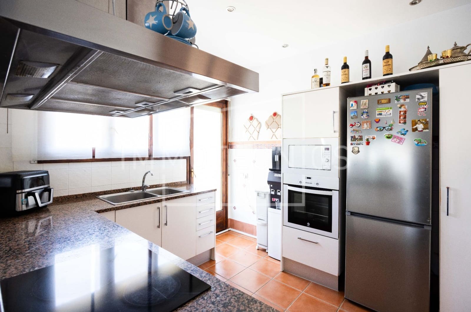 6 bedroom Villa for sale in Dosrius with garage - € 495,000 (Ref: 9865344)