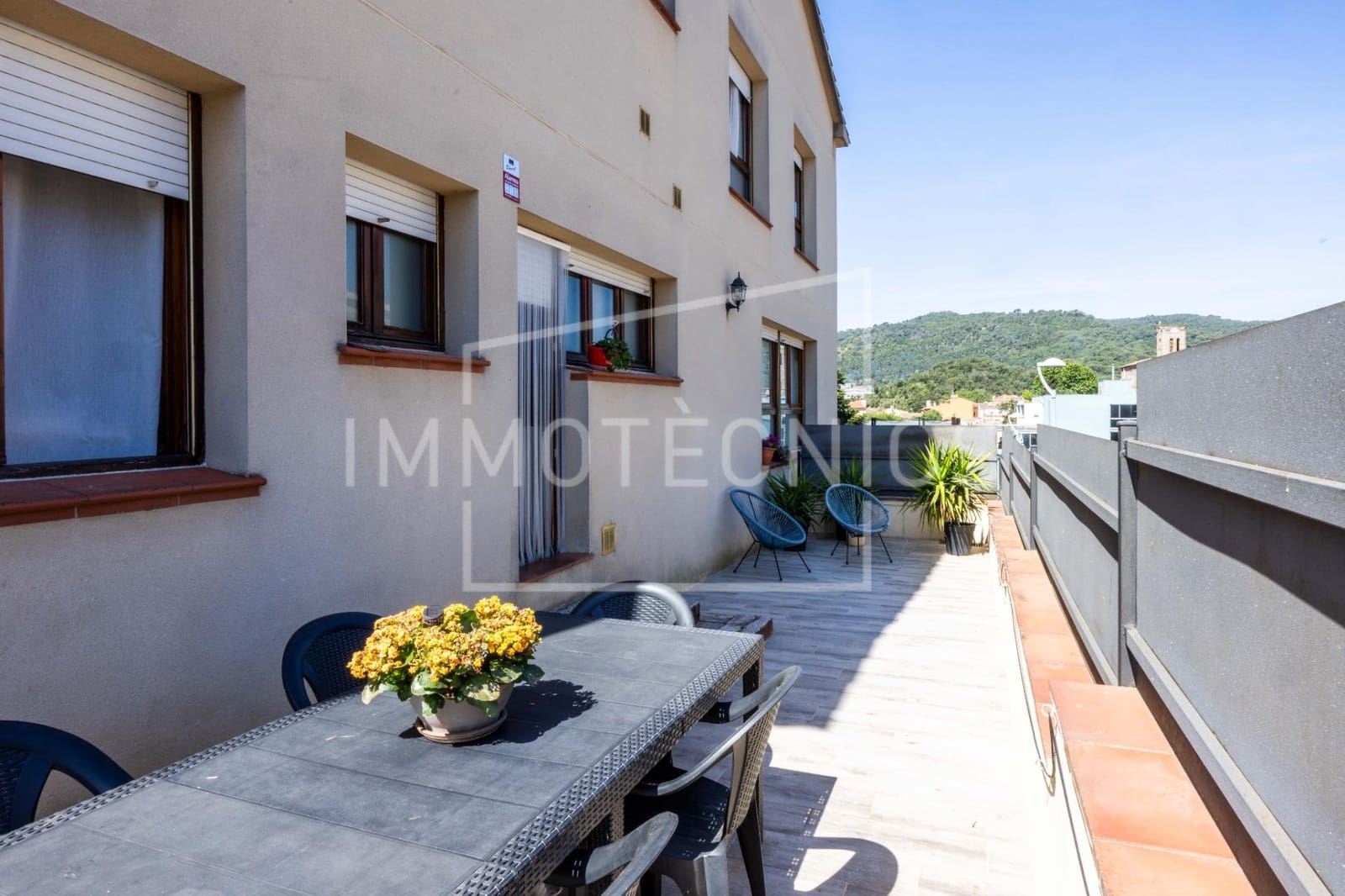 6 bedroom Villa for sale in Dosrius with garage - € 495,000 (Ref: 9865344)