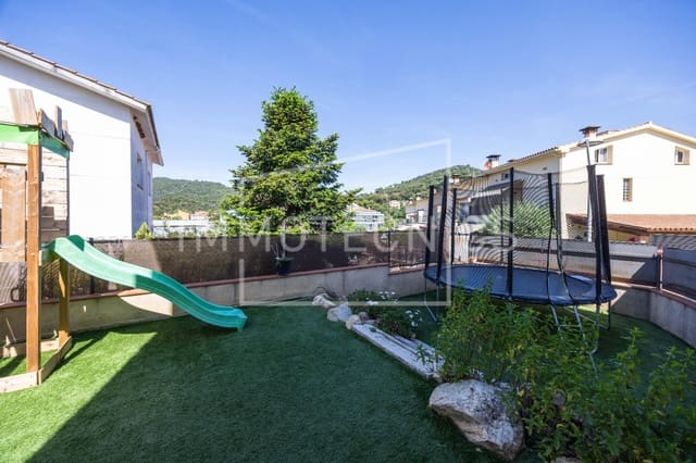 6 sovrum Villa till salu i Dosrius med garage - 495 000 € (Ref: 9865344)