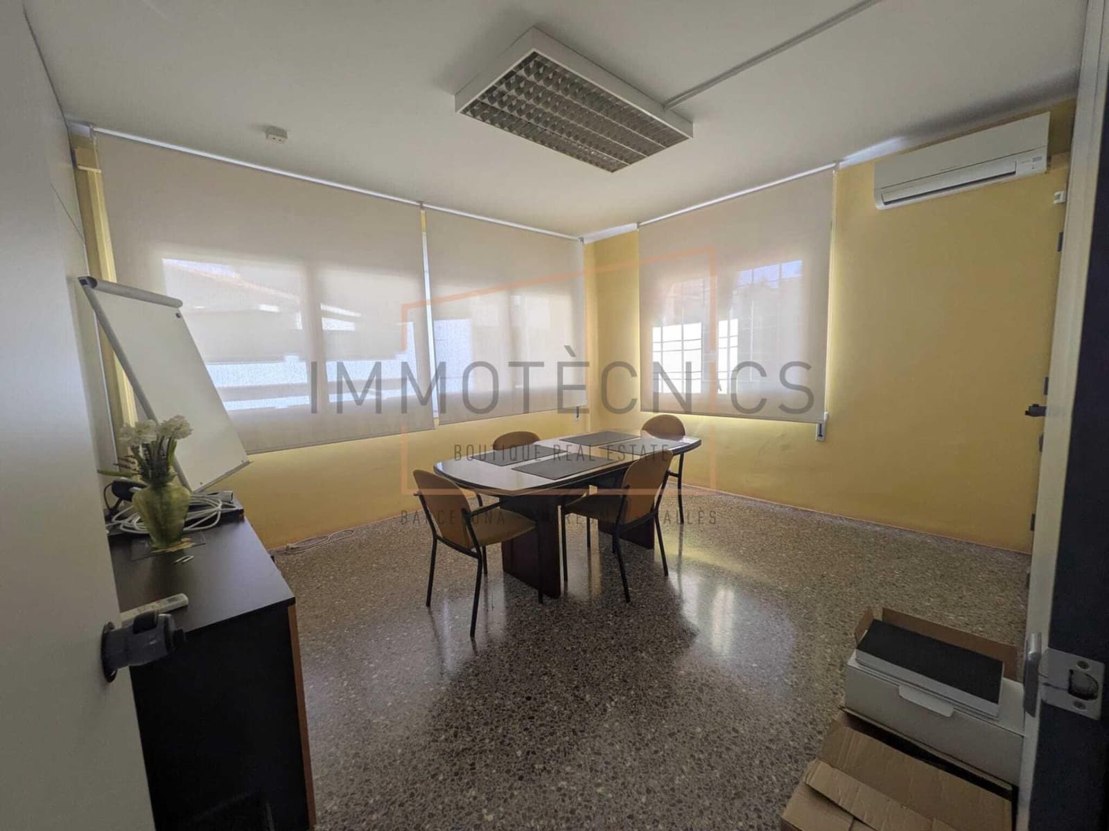 3 bedroom Commercial for rent in Granollers with garage - € 1,900 (Ref: 9867106)