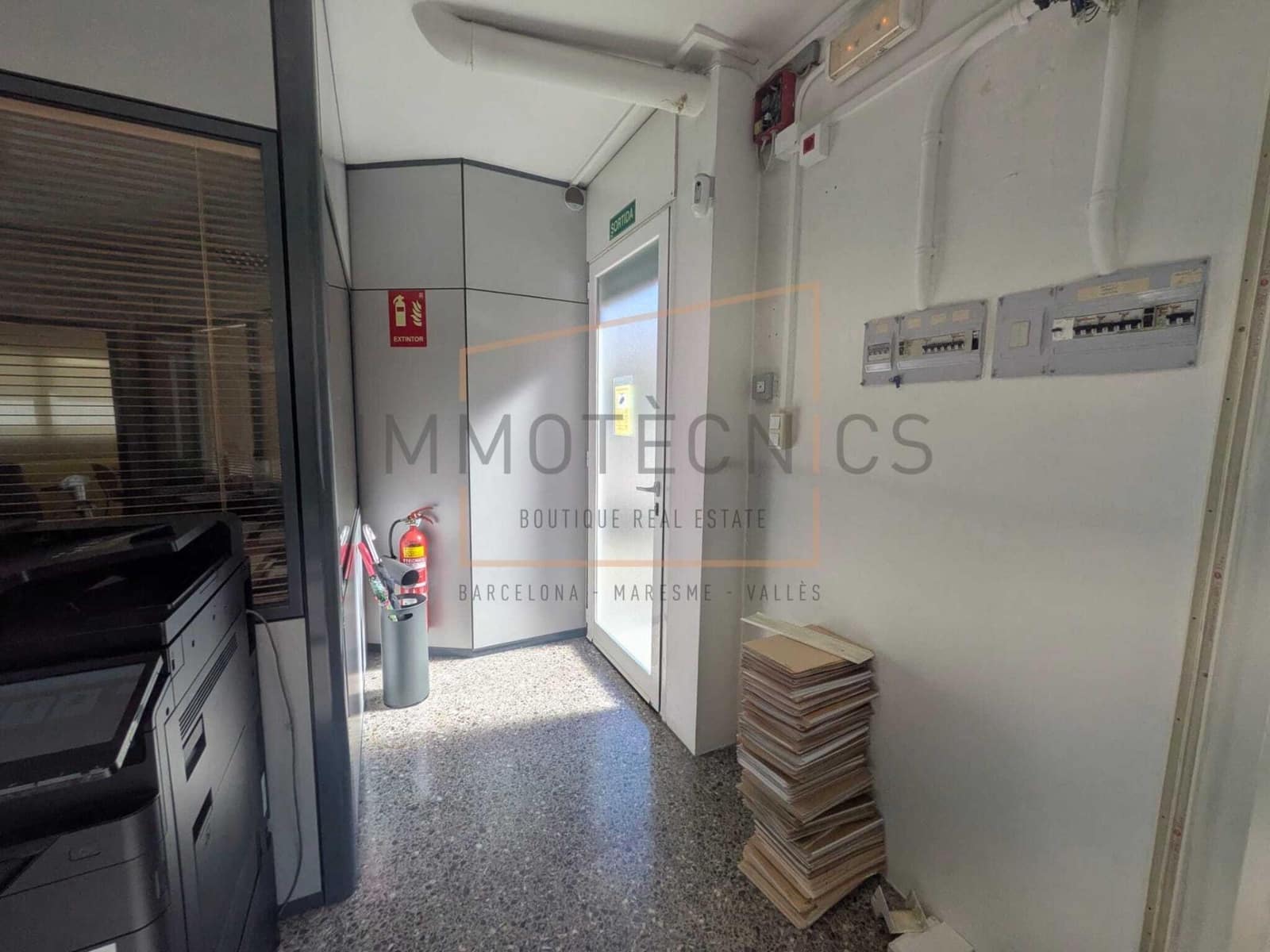 3 bedroom Commercial for rent in Granollers with garage - € 1,900 (Ref: 9867106)