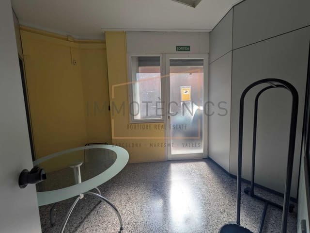 3 sypialnia Komercyjne do wynajęcia w Granollers z garażem - 1 900 € (Ref: 9867106)