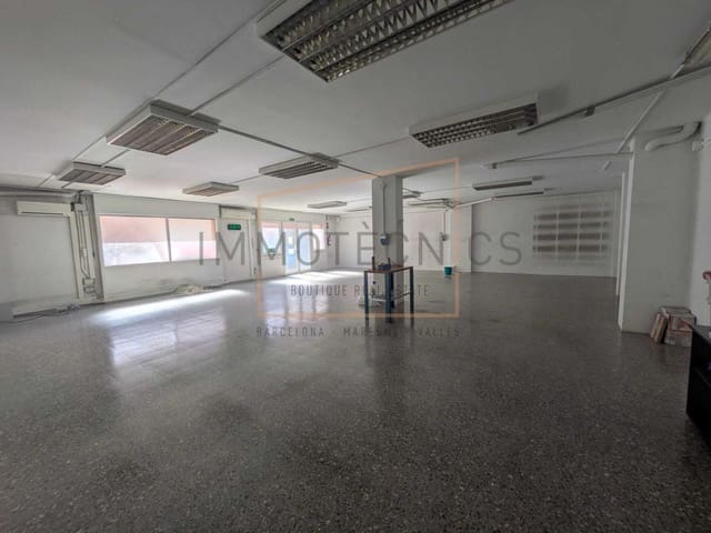 3 sypialnia Komercyjne do wynajęcia w Granollers z garażem - 1 900 € (Ref: 9867106)