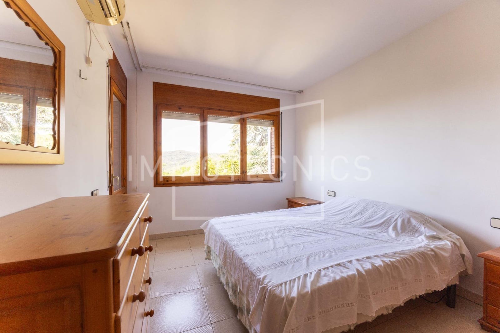 5 bedroom Villa for sale in Arenys de Munt with pool garage - € 700,000 (Ref: 9873667)