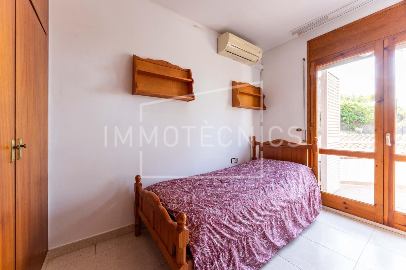 5 bedroom Villa for sale in Arenys de Munt with pool garage - € 700,000 (Ref: 9873667)
