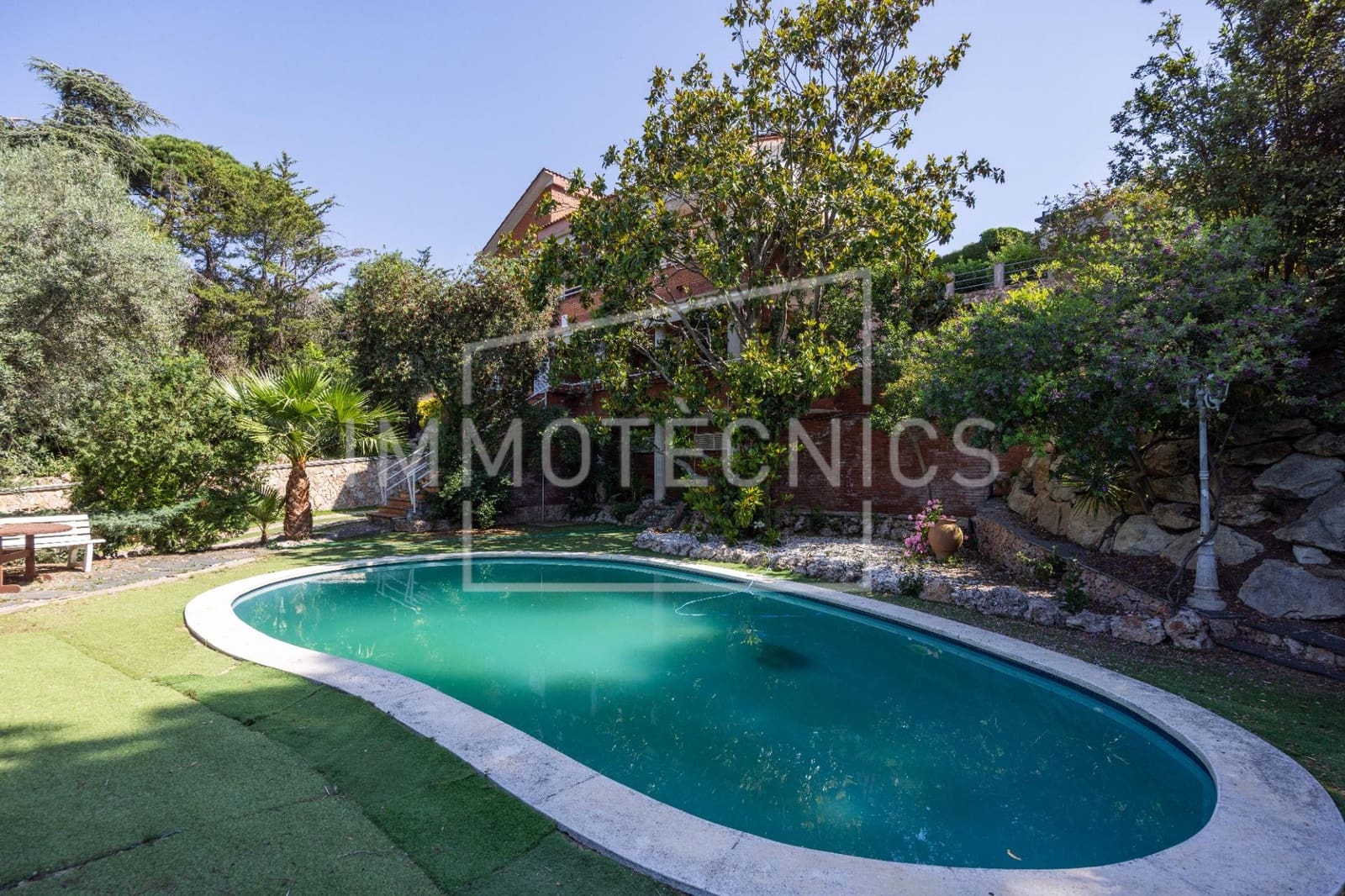 5 bedroom Villa for sale in Arenys de Munt with pool garage - € 700,000 (Ref: 9873667)