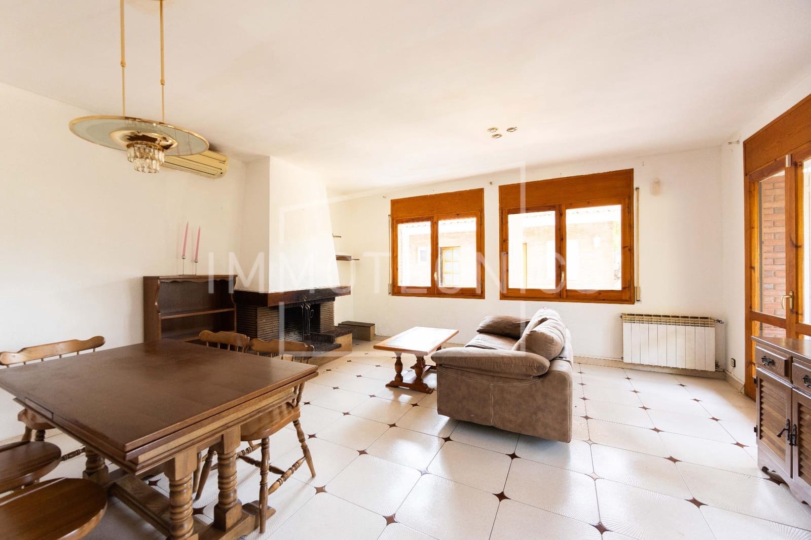5 bedroom Villa for sale in Arenys de Munt with pool garage - € 700,000 (Ref: 9873667)
