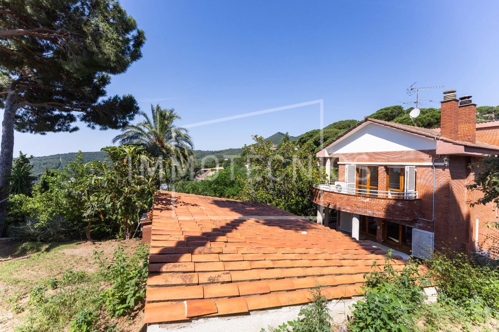 5 bedroom Villa for sale in Arenys de Munt with pool garage - € 700,000 (Ref: 9873667)