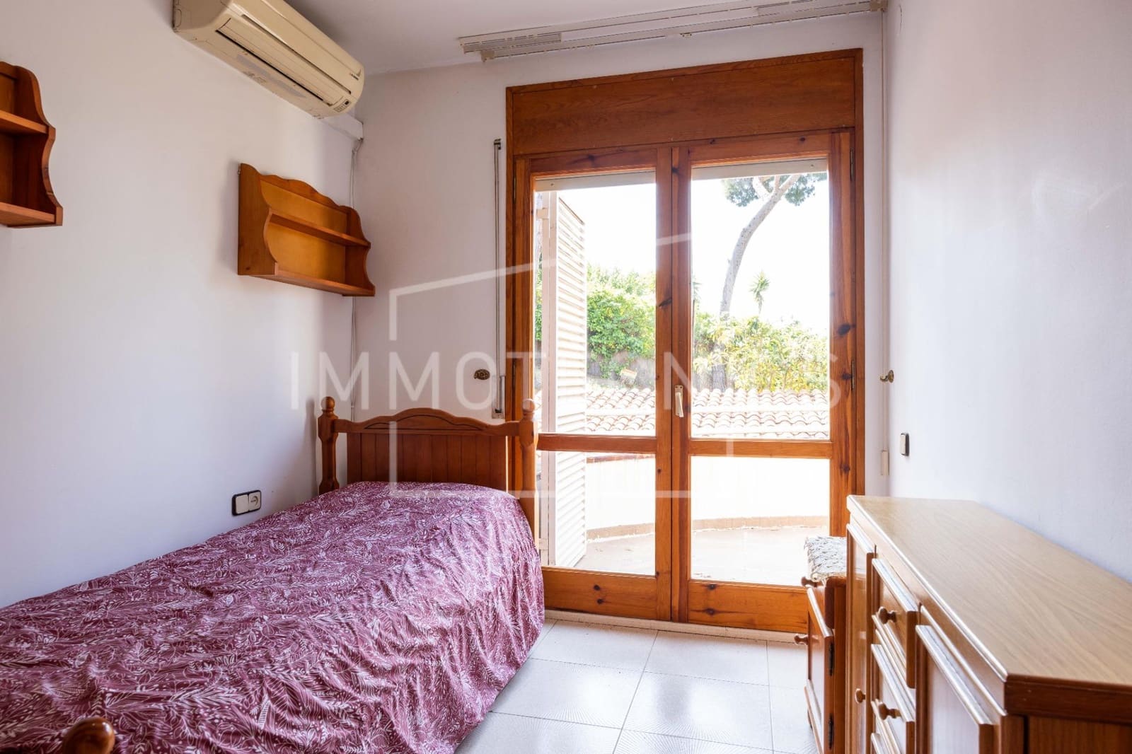5 bedroom Villa for sale in Arenys de Munt with pool garage - € 700,000 (Ref: 9873667)