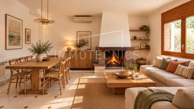 5 sypialnia Willa na sprzedaż w Arenys de Munt z basenem garażem - 678 000 € (Ref: 9873667)