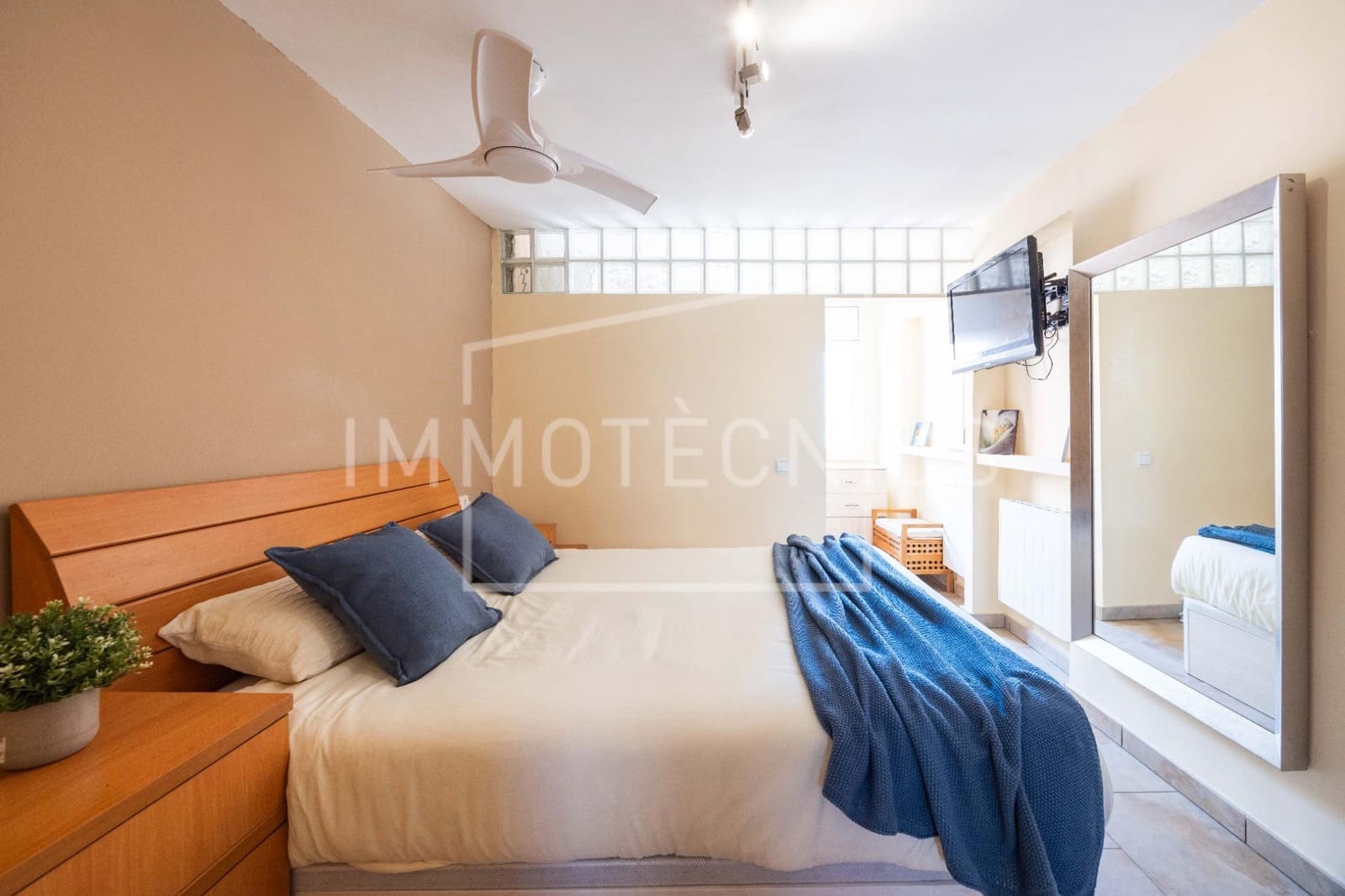 5 soverom Villa til salgs i Canoves i Samalus med garasje - € 395 000 (Ref: 9879203)