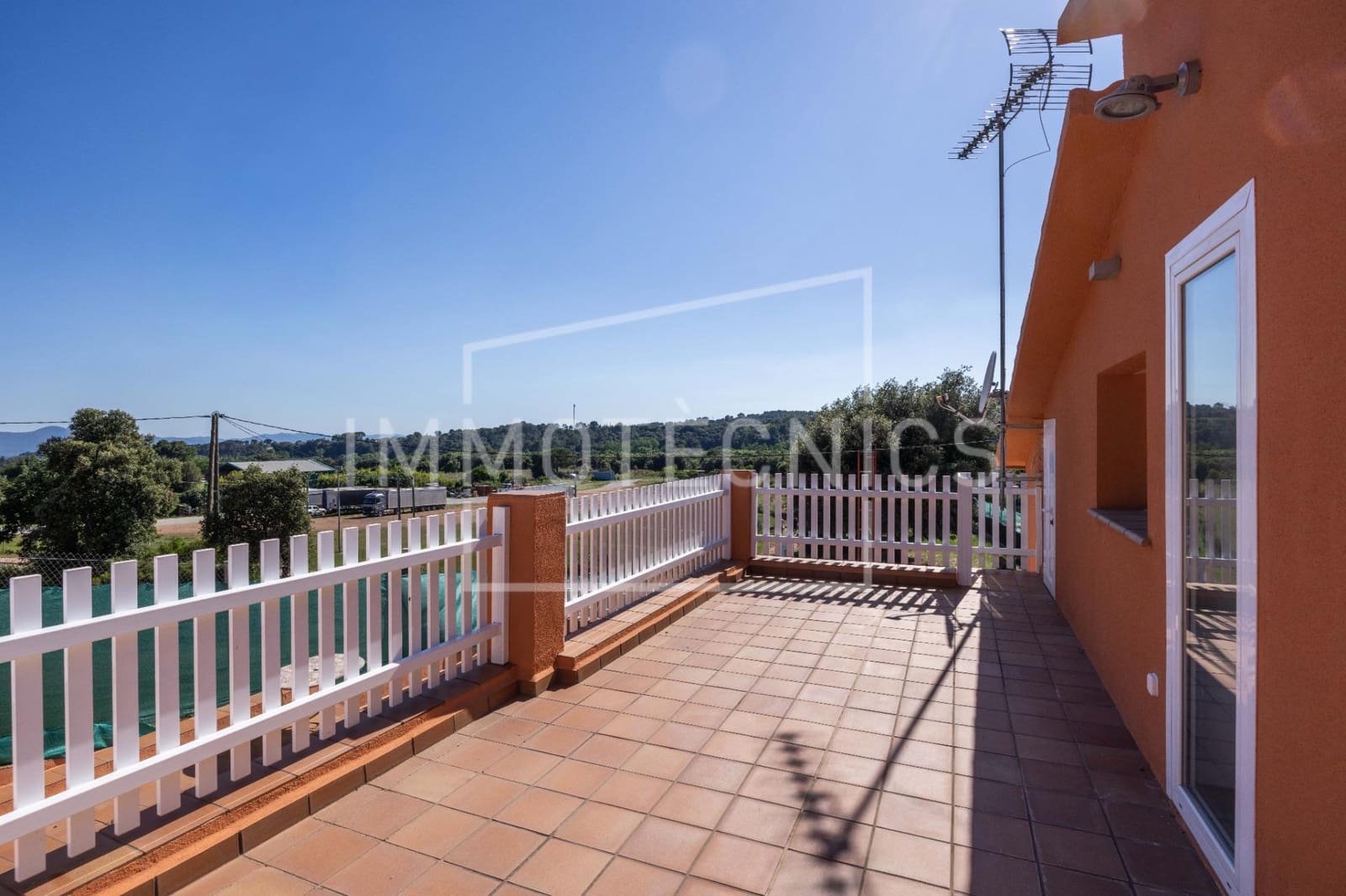 5 soverom Villa til salgs i Canoves i Samalus med garasje - € 395 000 (Ref: 9879203)