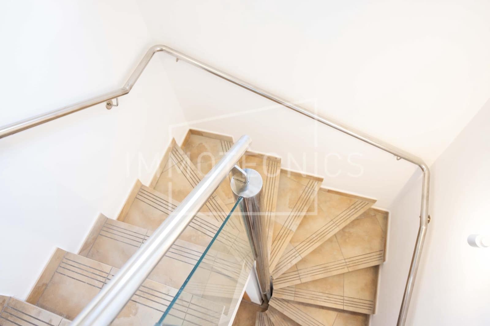 5 soverom Villa til salgs i Canoves i Samalus med garasje - € 395 000 (Ref: 9879203)