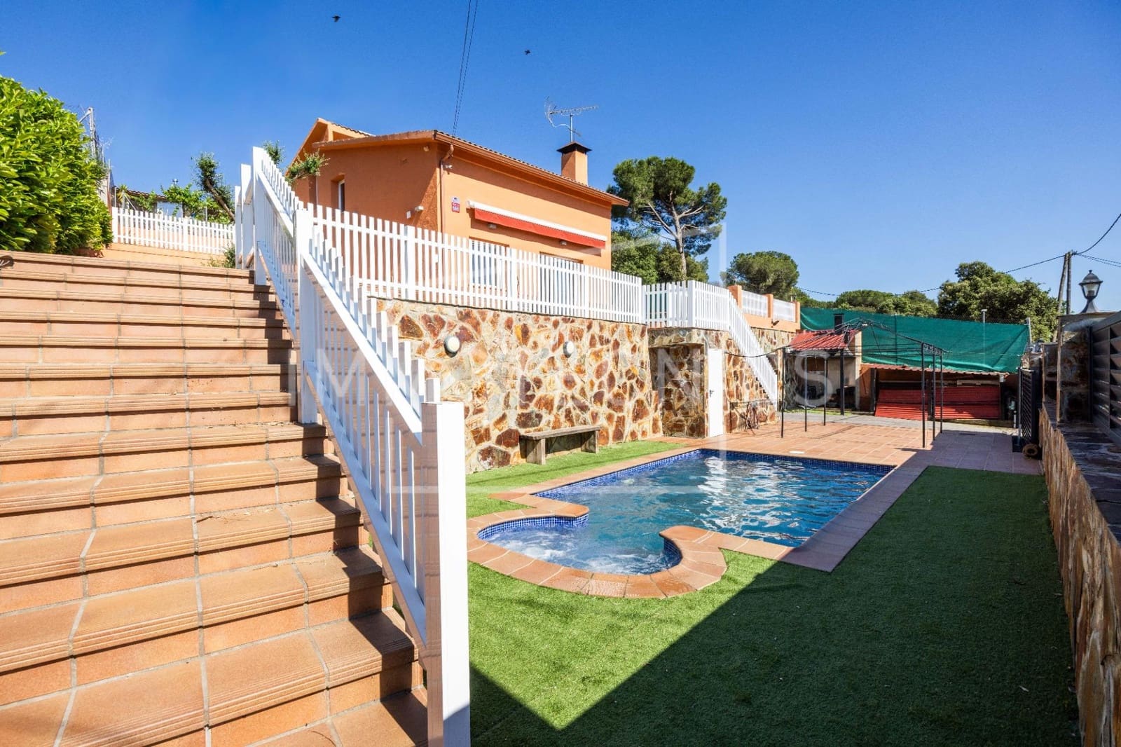 5 soverom Villa til salgs i Canoves i Samalus med garasje - € 395 000 (Ref: 9879203)