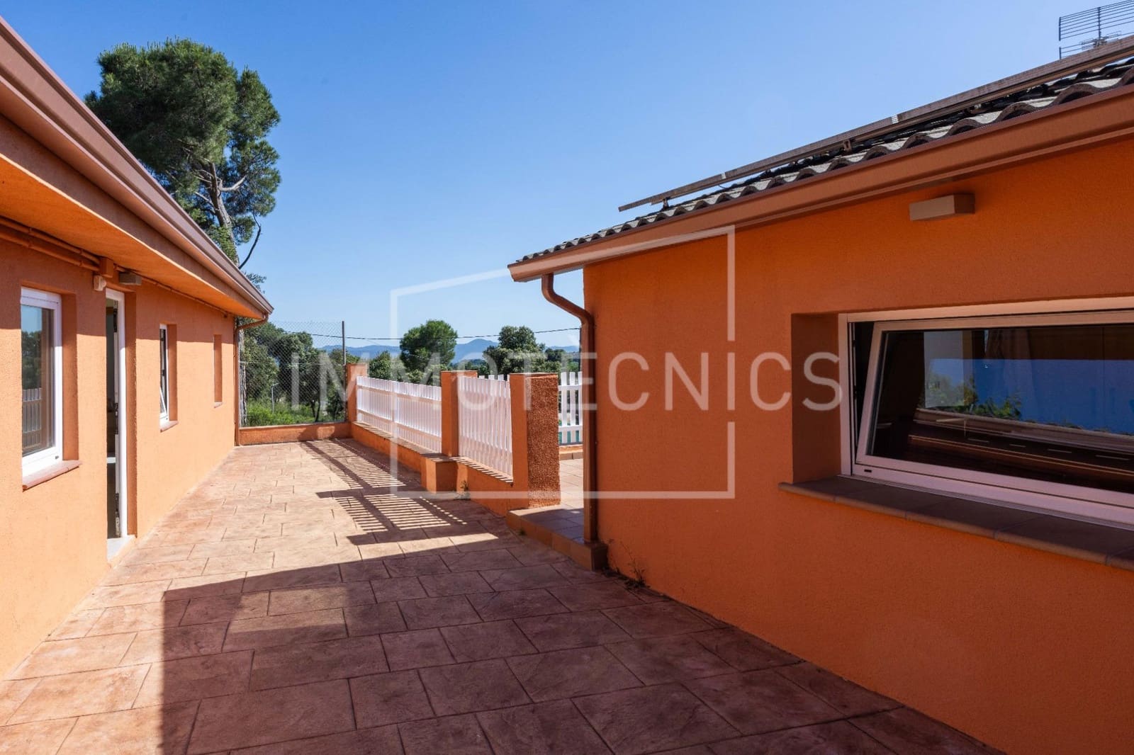5 soverom Villa til salgs i Canoves i Samalus med garasje - € 395 000 (Ref: 9879203)