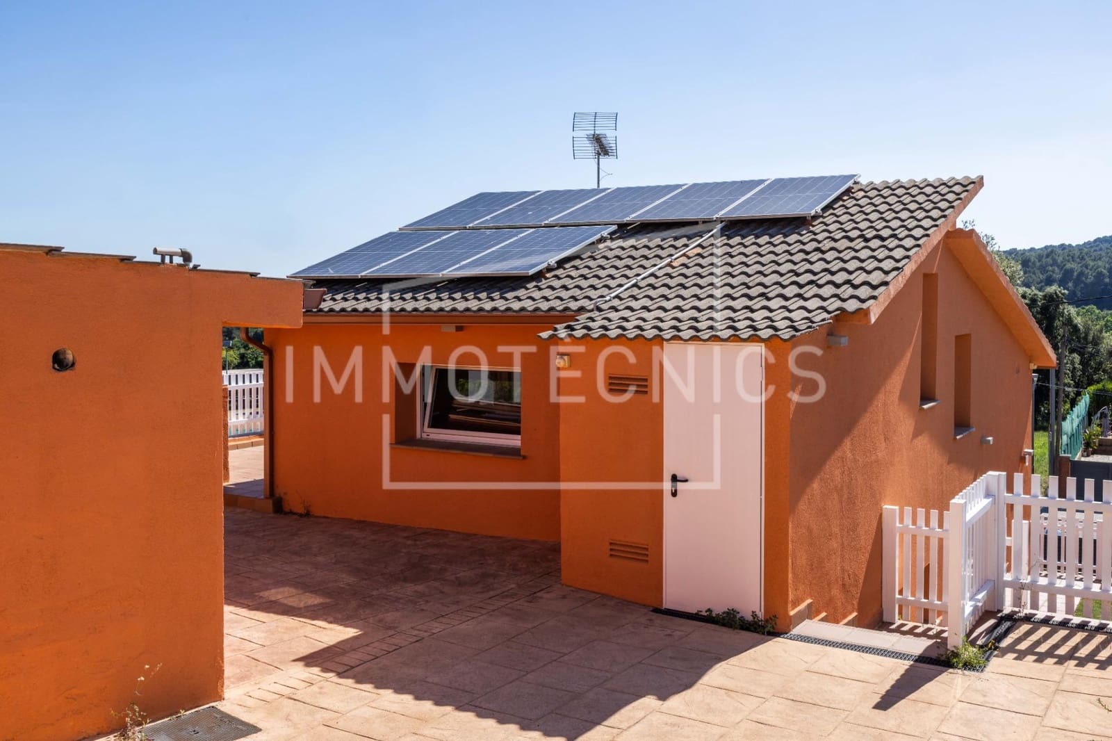 5 soverom Villa til salgs i Canoves i Samalus med garasje - € 395 000 (Ref: 9879203)