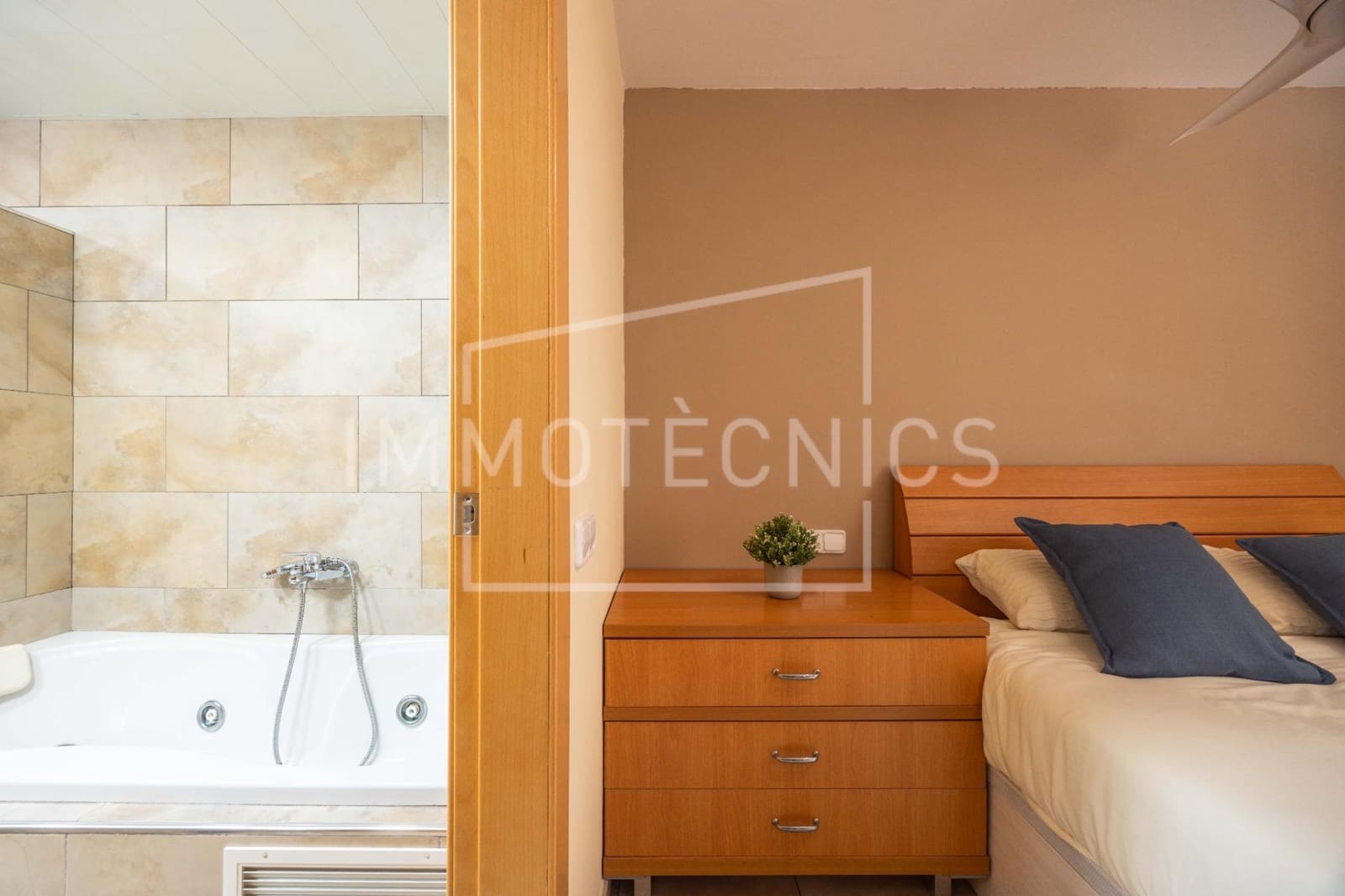 5 soverom Villa til salgs i Canoves i Samalus med garasje - € 395 000 (Ref: 9879203)