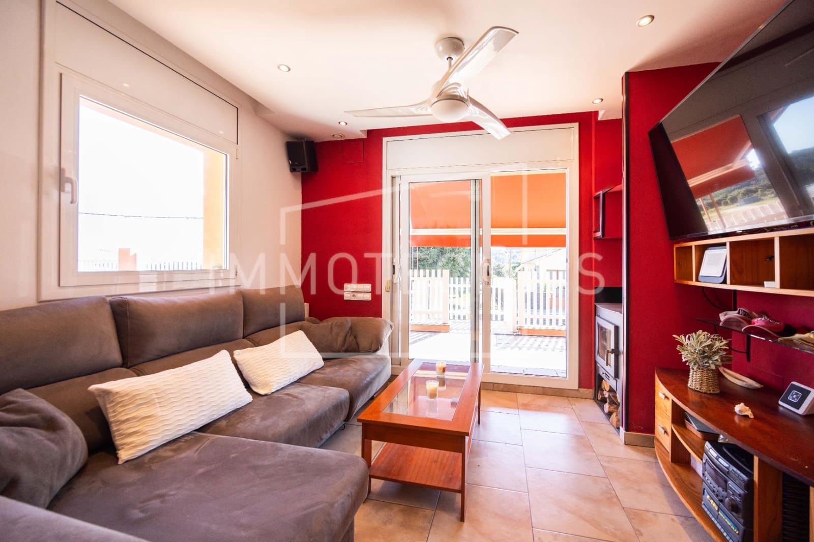 5 soverom Villa til salgs i Canoves i Samalus med garasje - € 395 000 (Ref: 9879203)