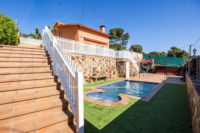 5 soverom Villa til salgs i Cànoves i Samalús med garasje - € 395 000 (Ref: 9879203)