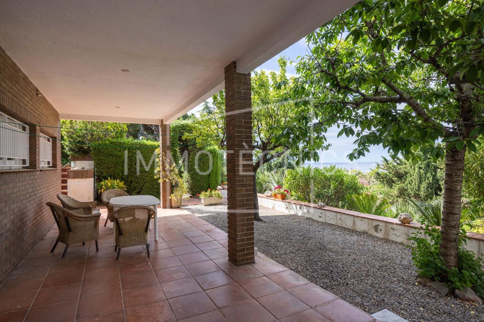 4 bedroom Villa for sale in Canet de Mar with pool garage - € 800,000 (Ref: 9890522)