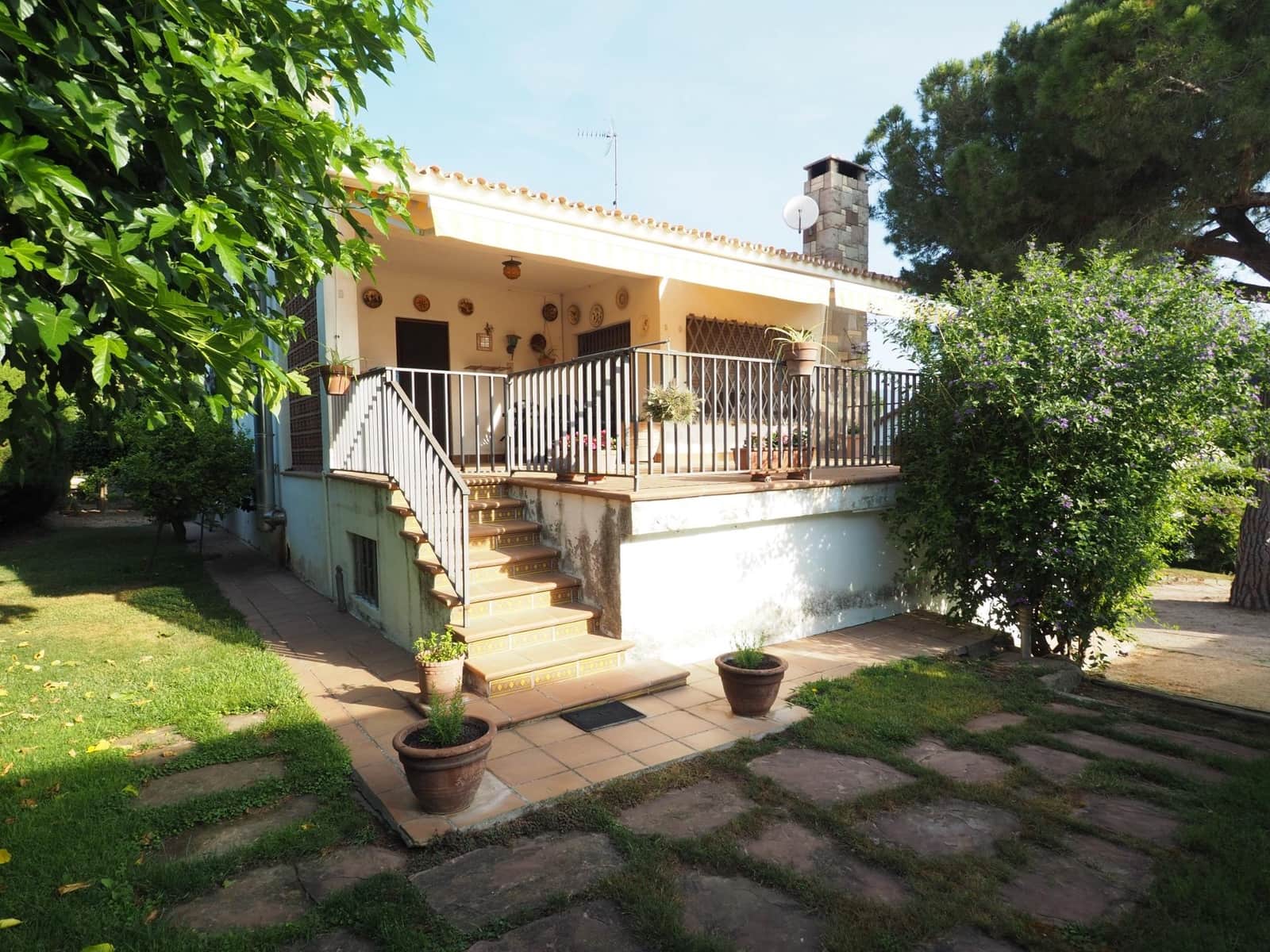 4 sovrum Villa till salu i Canovelles med garage - 435 000 € (Ref: 9894049)
