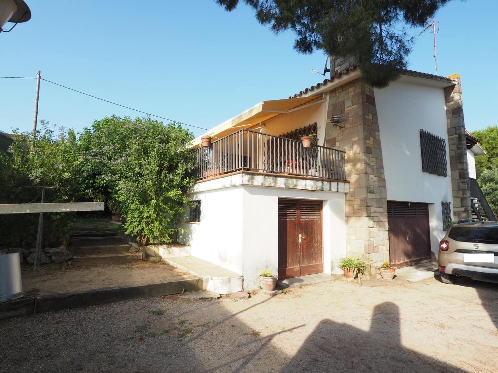 4 sovrum Villa till salu i Canovelles med garage - 435 000 € (Ref: 9894049)