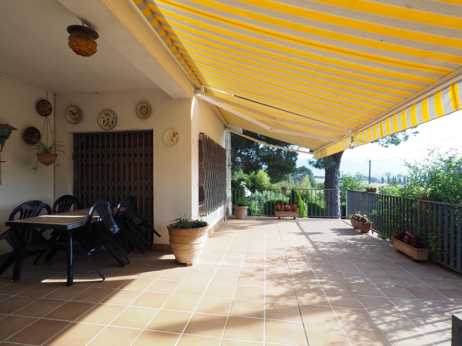 4 sovrum Villa till salu i Canovelles med garage - 435 000 € (Ref: 9894049)