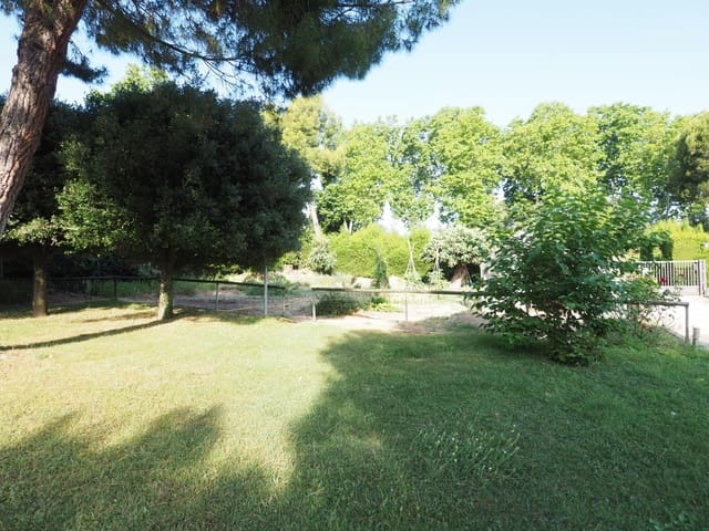 4 sovrum Villa till salu i Canovelles med garage - 435 000 € (Ref: 9894049)