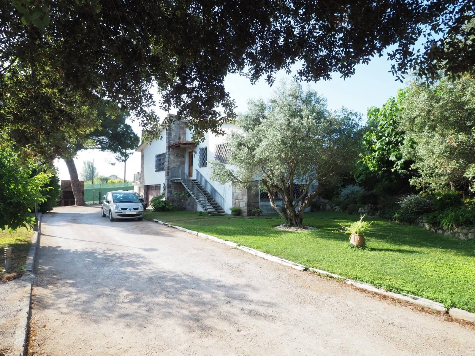 4 sovrum Villa till salu i Canovelles med garage - 435 000 € (Ref: 9894049)