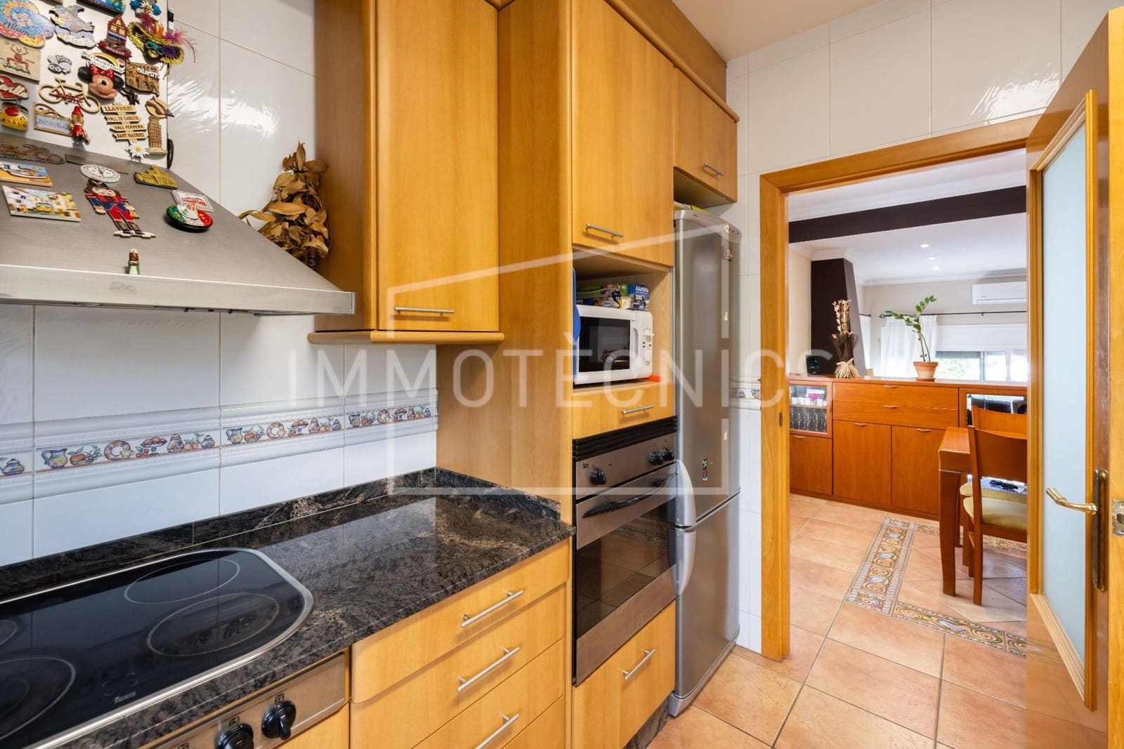 4 bedroom Villa for sale in Canoves i Samalus with pool garage - € 435,000 (Ref: 9898930)