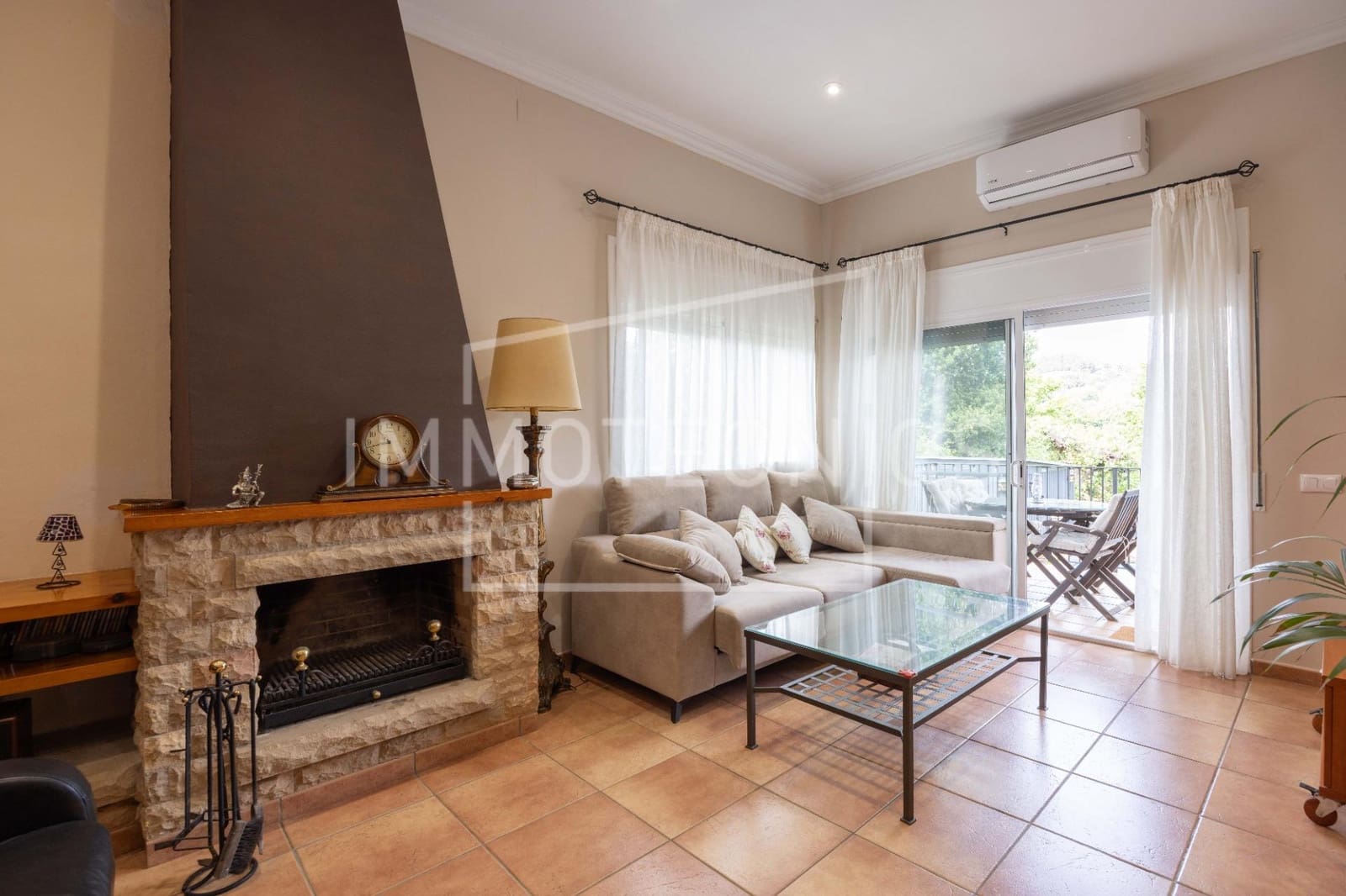 4 bedroom Villa for sale in Canoves i Samalus with pool garage - € 435,000 (Ref: 9898930)