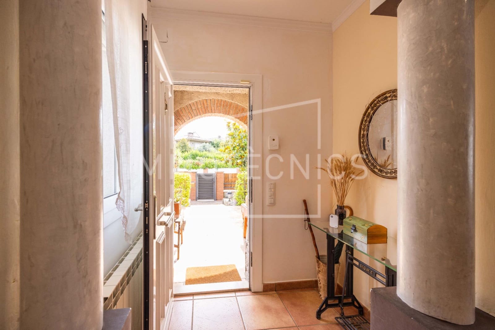 4 bedroom Villa for sale in Canoves i Samalus with pool garage - € 435,000 (Ref: 9898930)