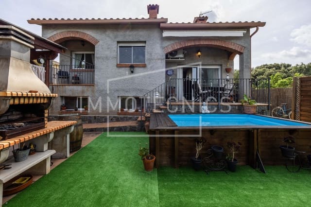 4 bedroom Villa for sale in Cànoves i Samalús with pool garage - € 435,000 (Ref: 9898930)
