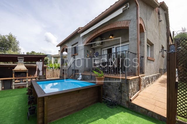 4 bedroom Villa for sale in Cànoves i Samalús with pool garage - € 435,000 (Ref: 9898930)