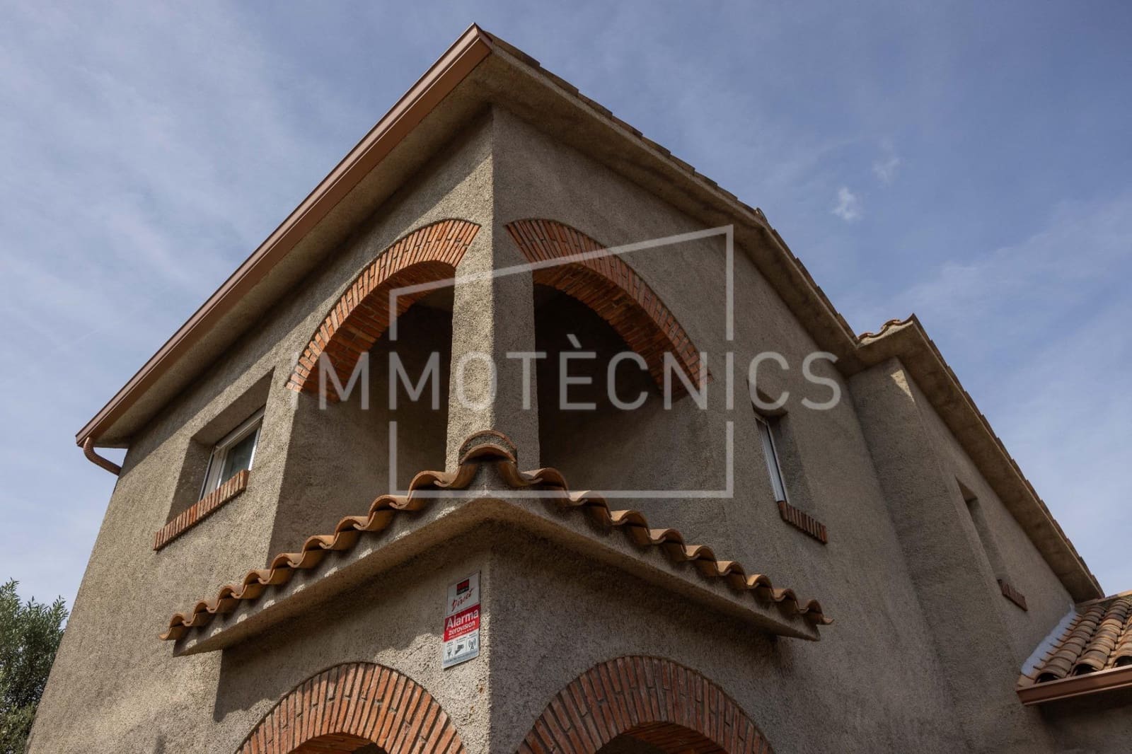 4 bedroom Villa for sale in Canoves i Samalus with pool garage - € 435,000 (Ref: 9898930)