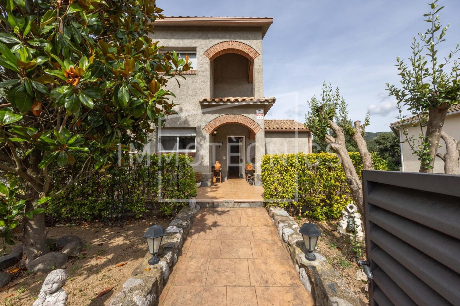 4 bedroom Villa for sale in Canoves i Samalus with pool garage - € 435,000 (Ref: 9898930)