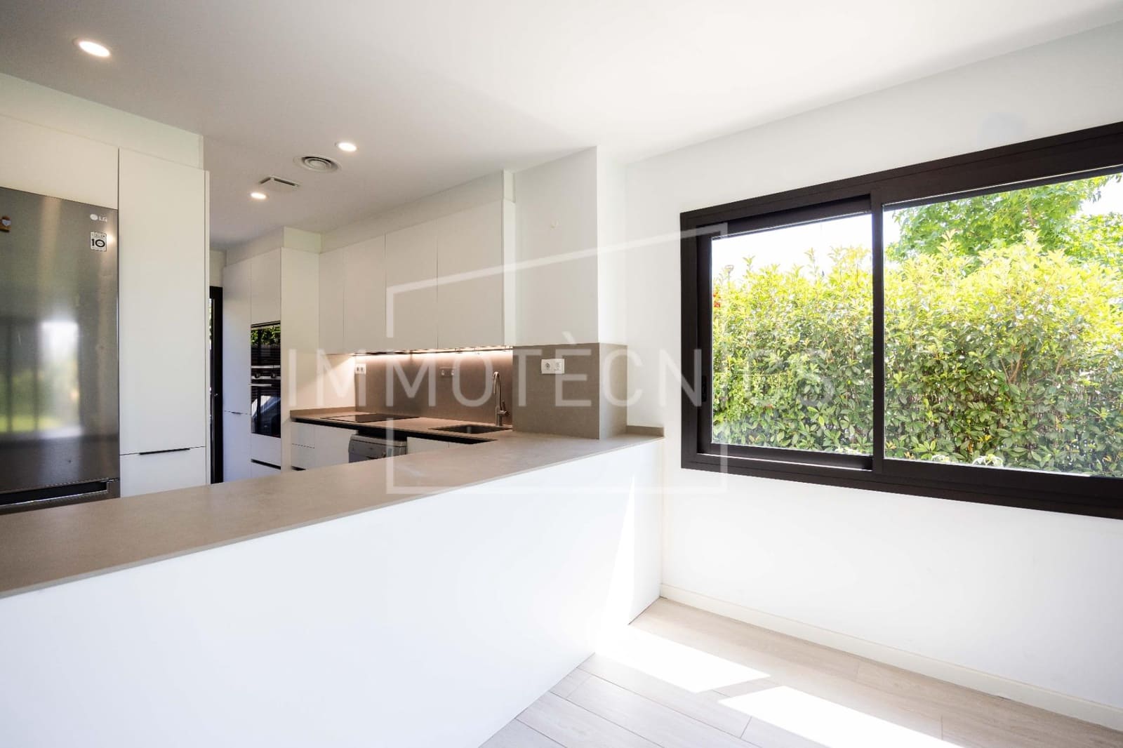 4 Zimmer Apartment zu verkaufen in L'Ametlla del Valles mit Pool Garage - 490.000 € (Ref: 9904132)