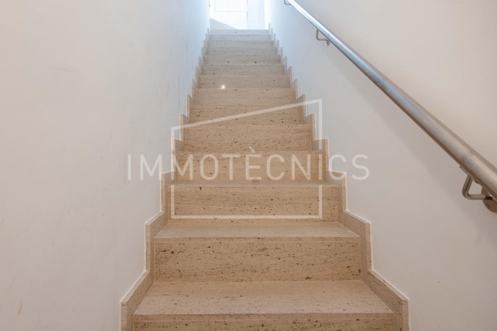 4 Zimmer Apartment zu verkaufen in L'Ametlla del Valles mit Pool Garage - 490.000 € (Ref: 9904132)