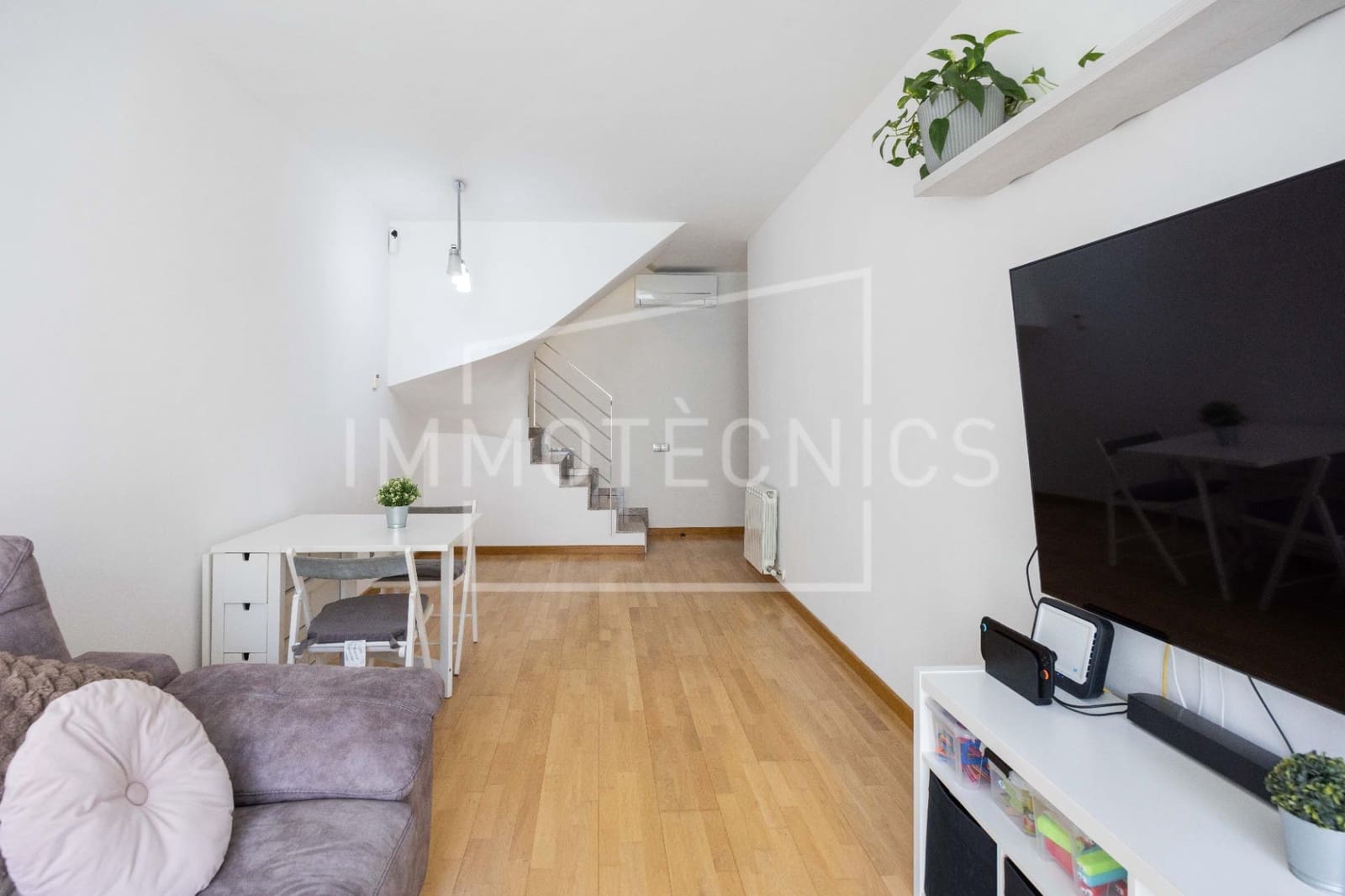 3 bedroom Apartment for sale in Terrassa with garage - € 278,000 (Ref: 9920560)