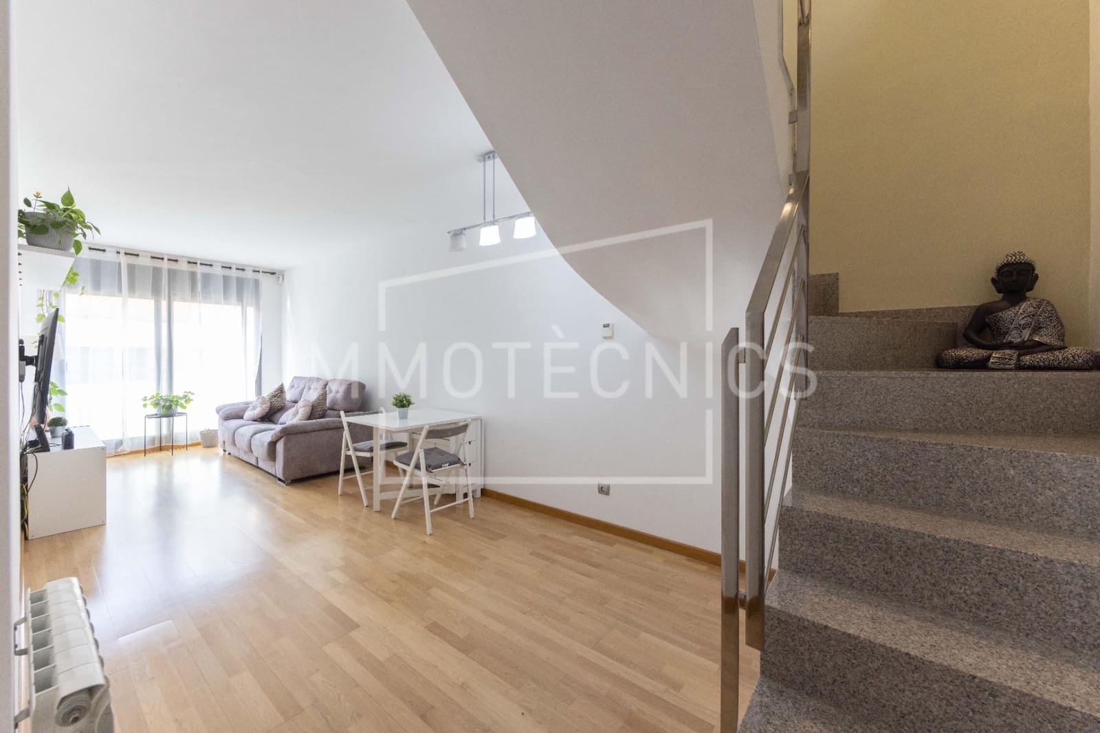 3 bedroom Apartment for sale in Terrassa with garage - € 278,000 (Ref: 9920560)