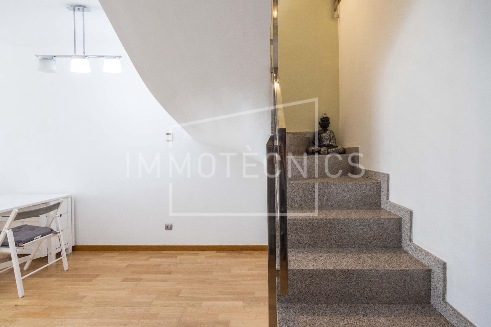 3 bedroom Apartment for sale in Terrassa with garage - € 278,000 (Ref: 9920560)
