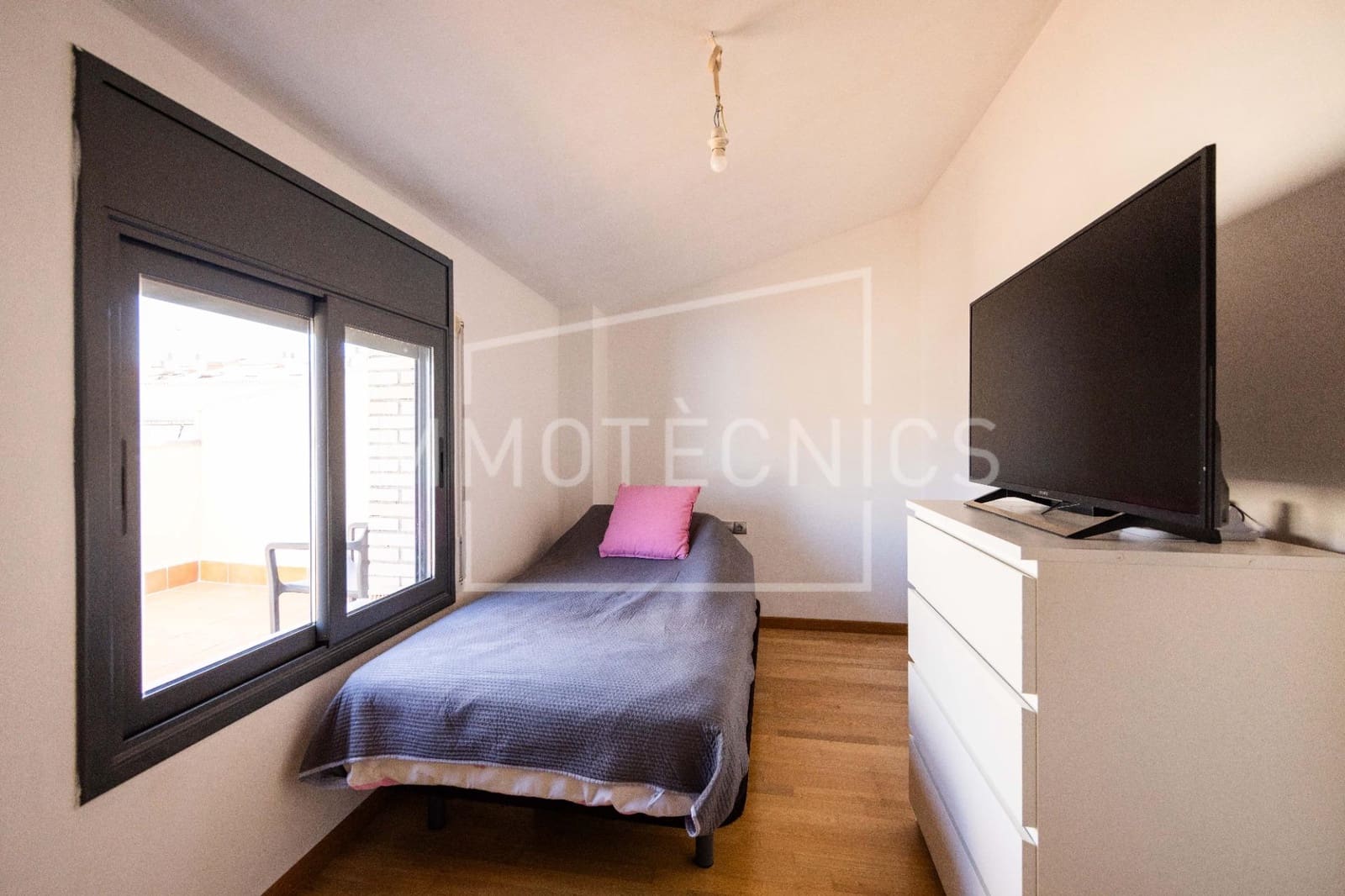 3 bedroom Apartment for sale in Terrassa with garage - € 278,000 (Ref: 9920560)