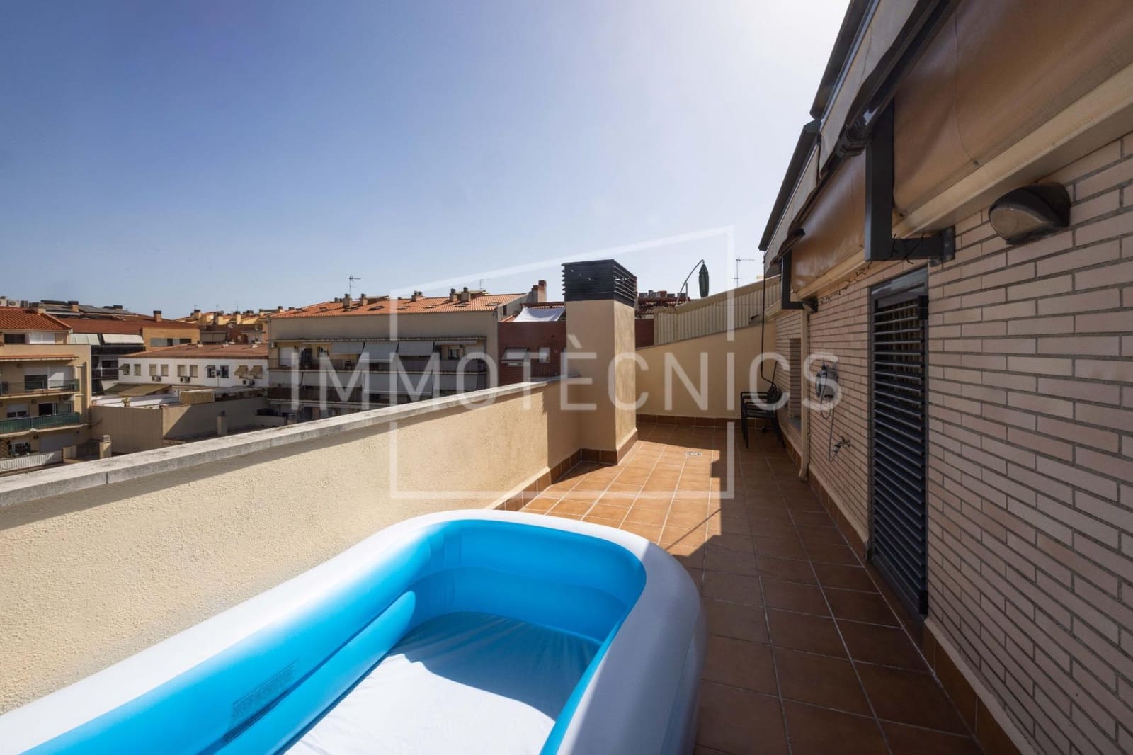 3 bedroom Apartment for sale in Terrassa with garage - € 278,000 (Ref: 9920560)